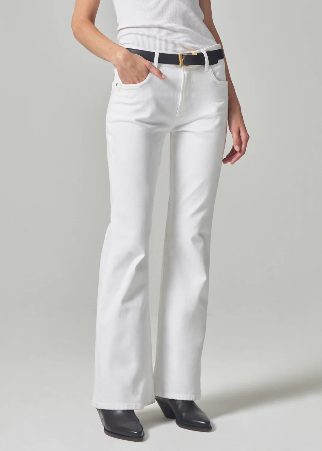 Isola Flare - Wildflower White