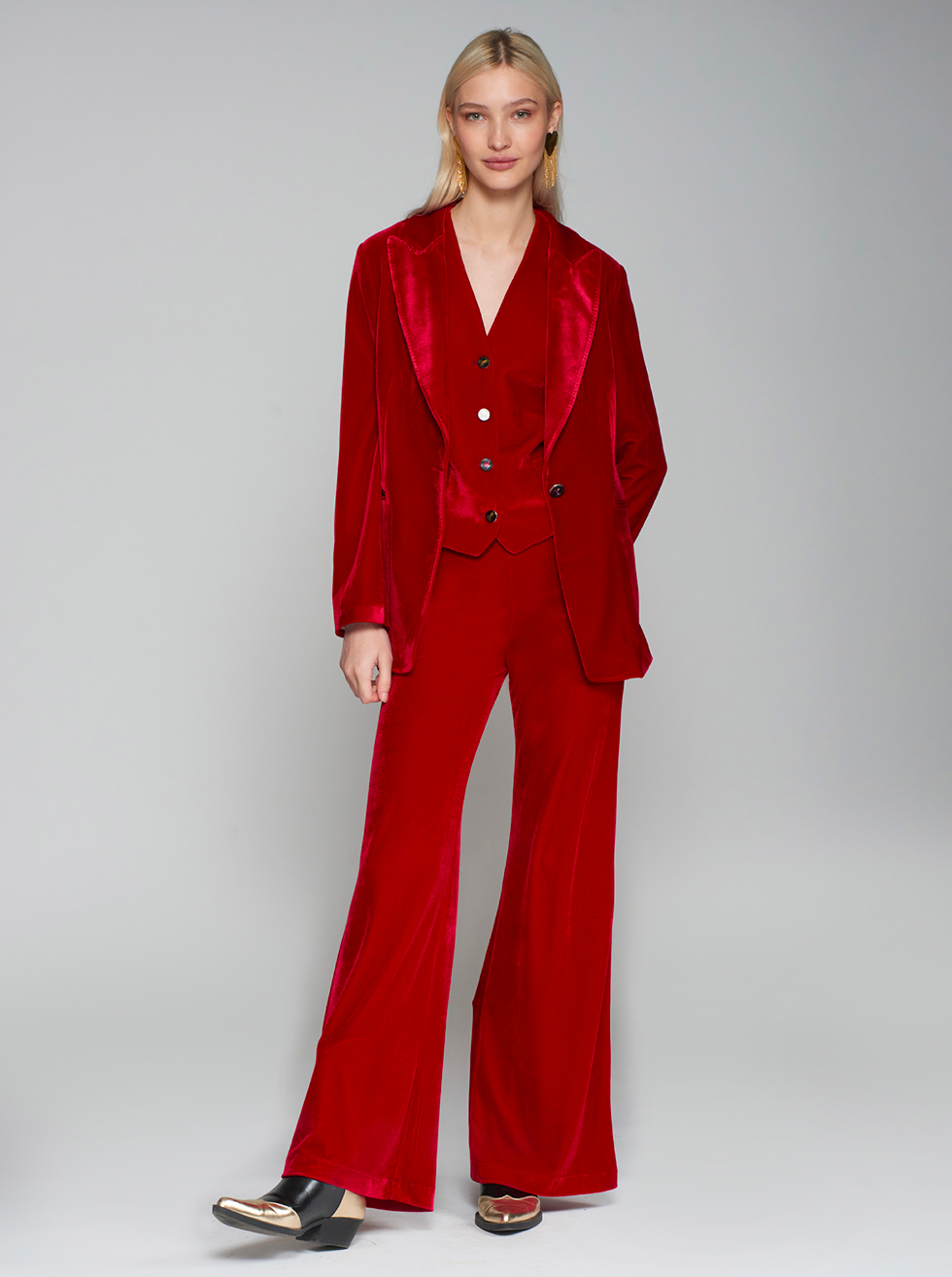 Rojo Velvet Blazer