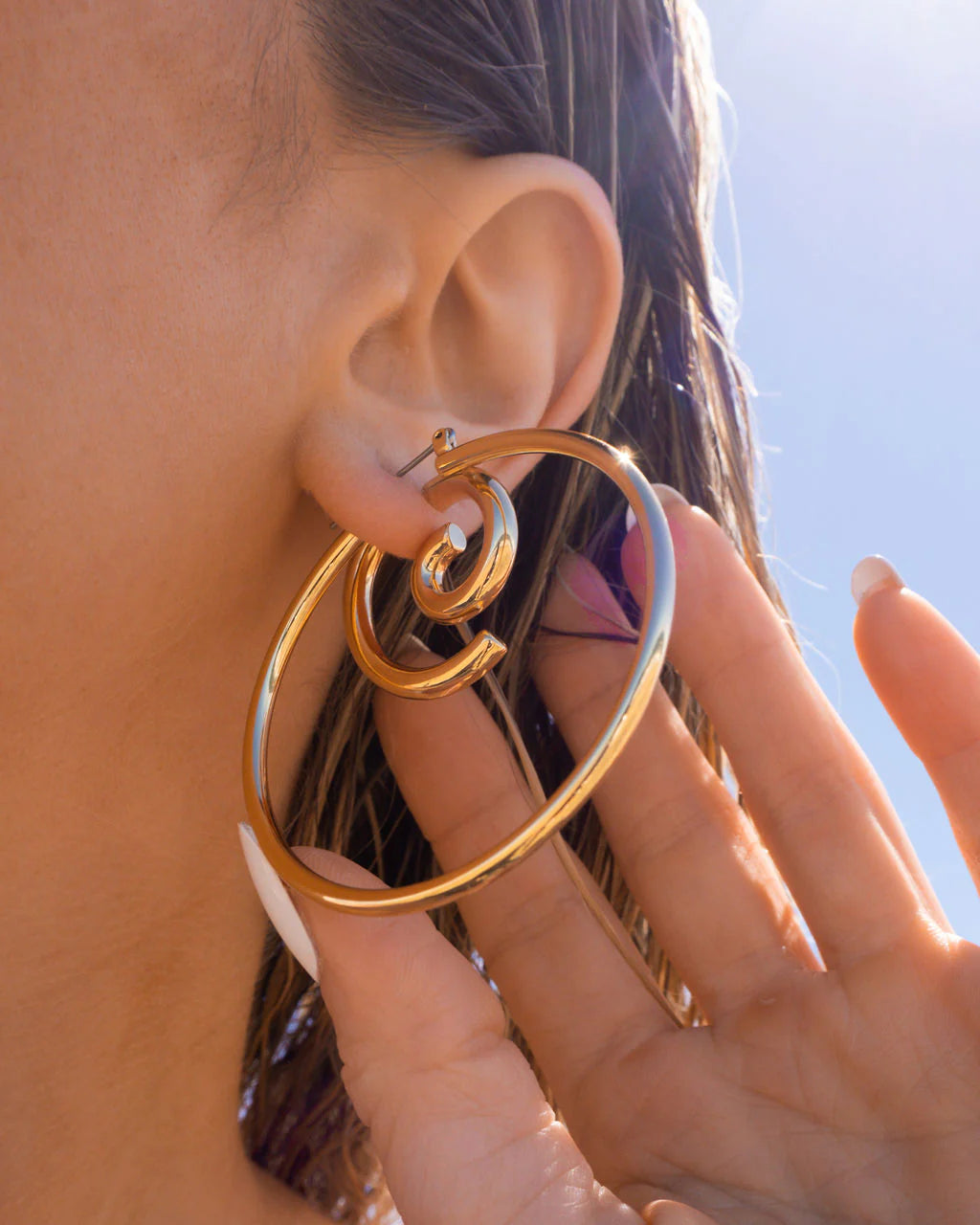The Shell Beach Earring