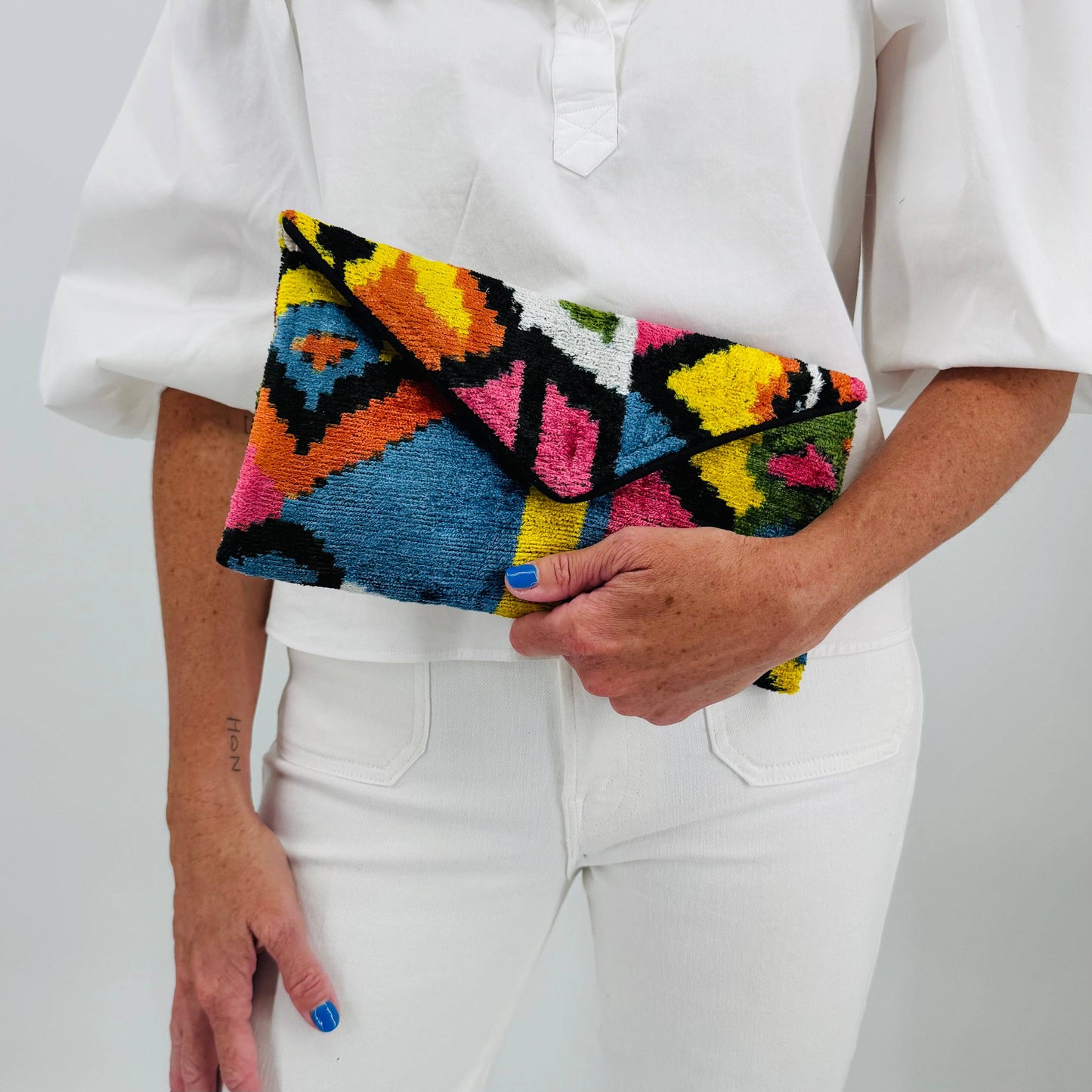 Paloma Lily Clutch