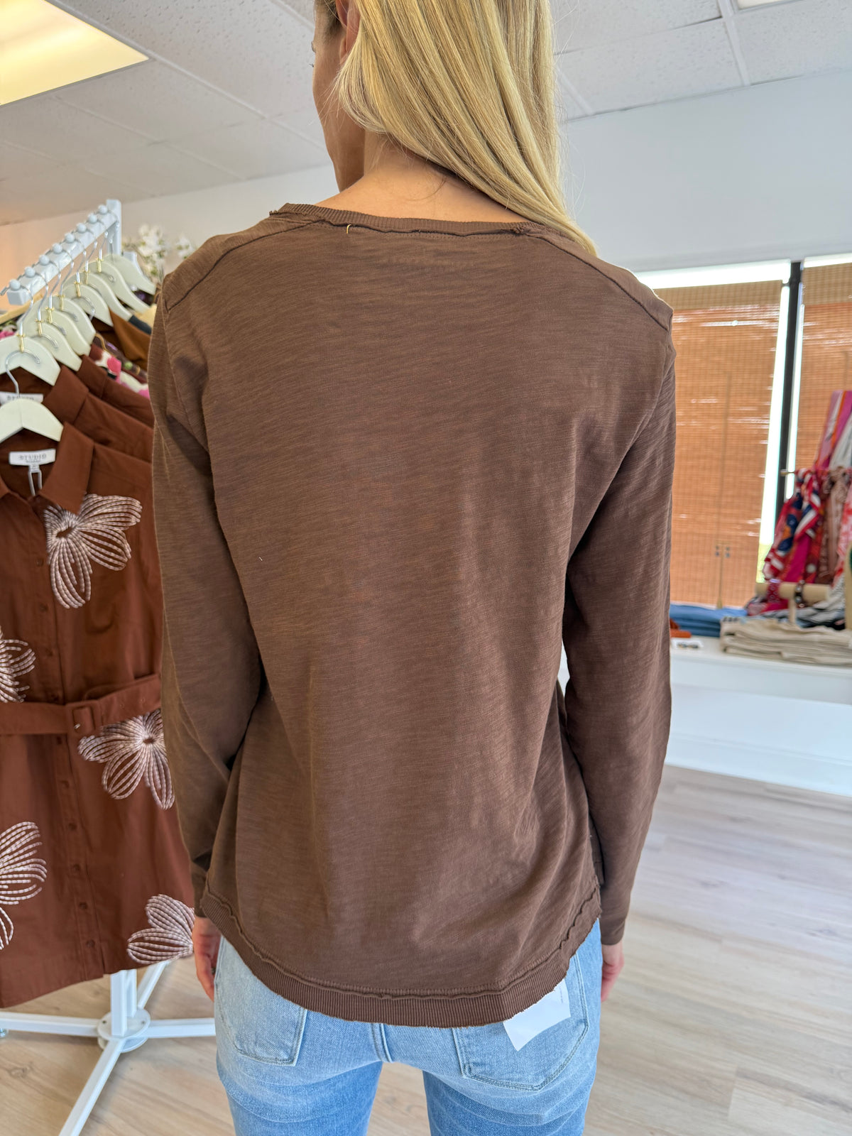 L/S Tee - Chocolate