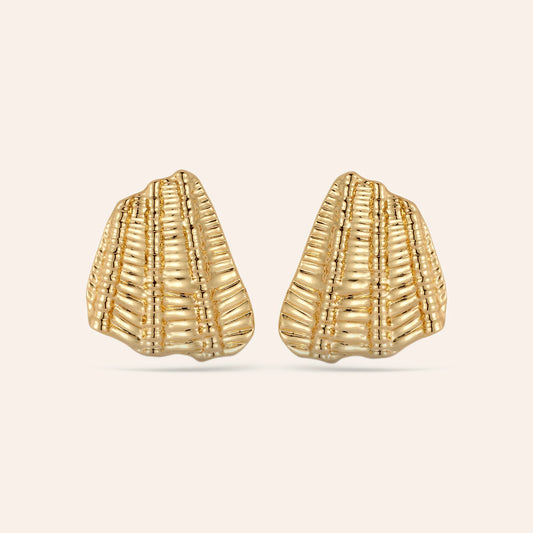 Nellie Studs