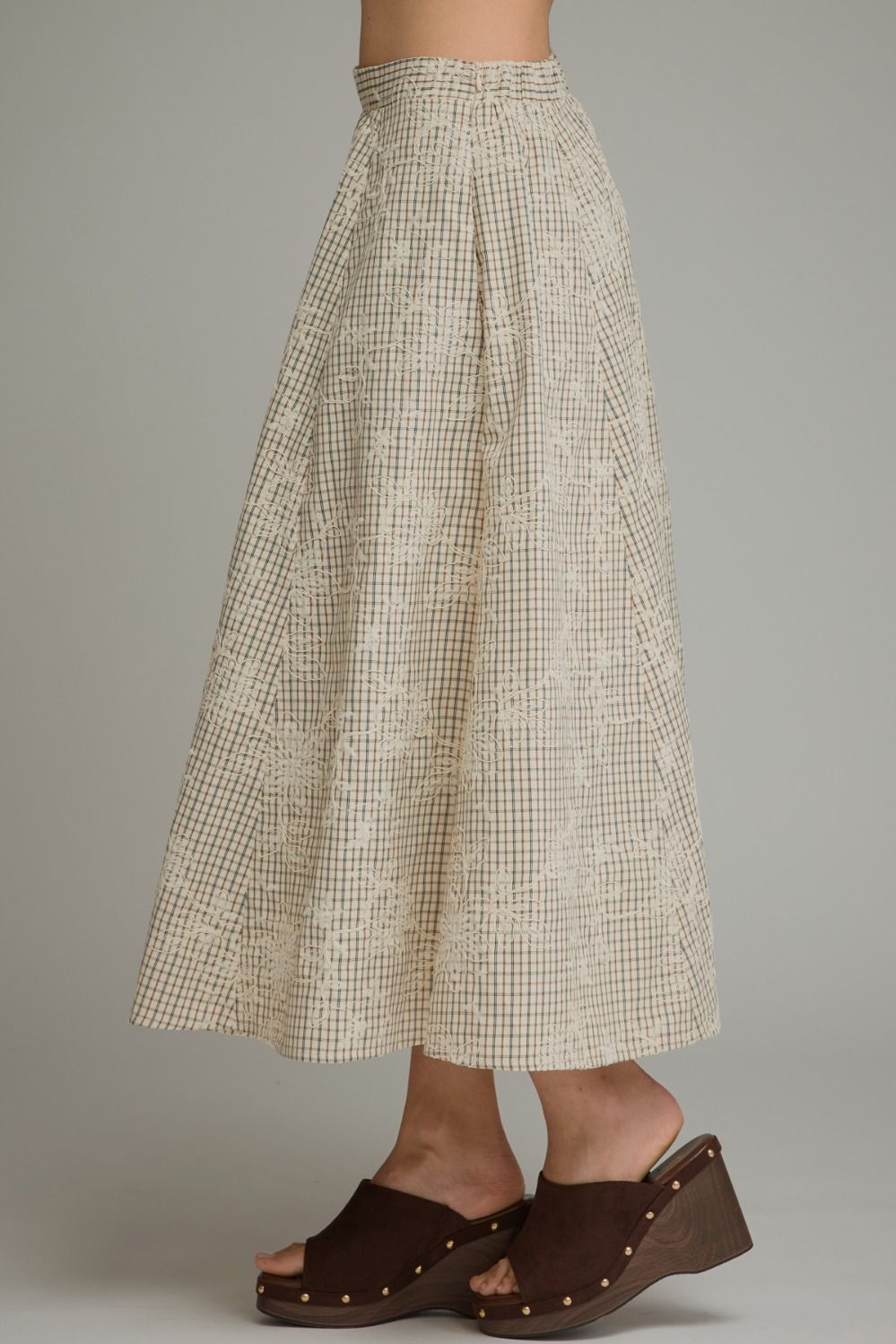 Plaid Midi Skirt w/Floral Embroidery