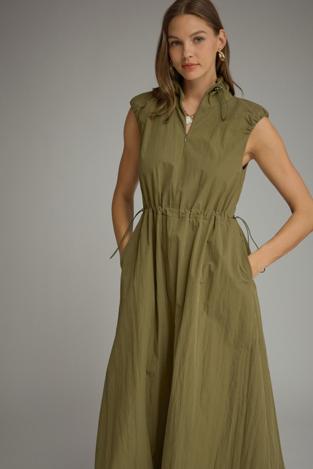 Olive Slvls Dress w/Cinch waist